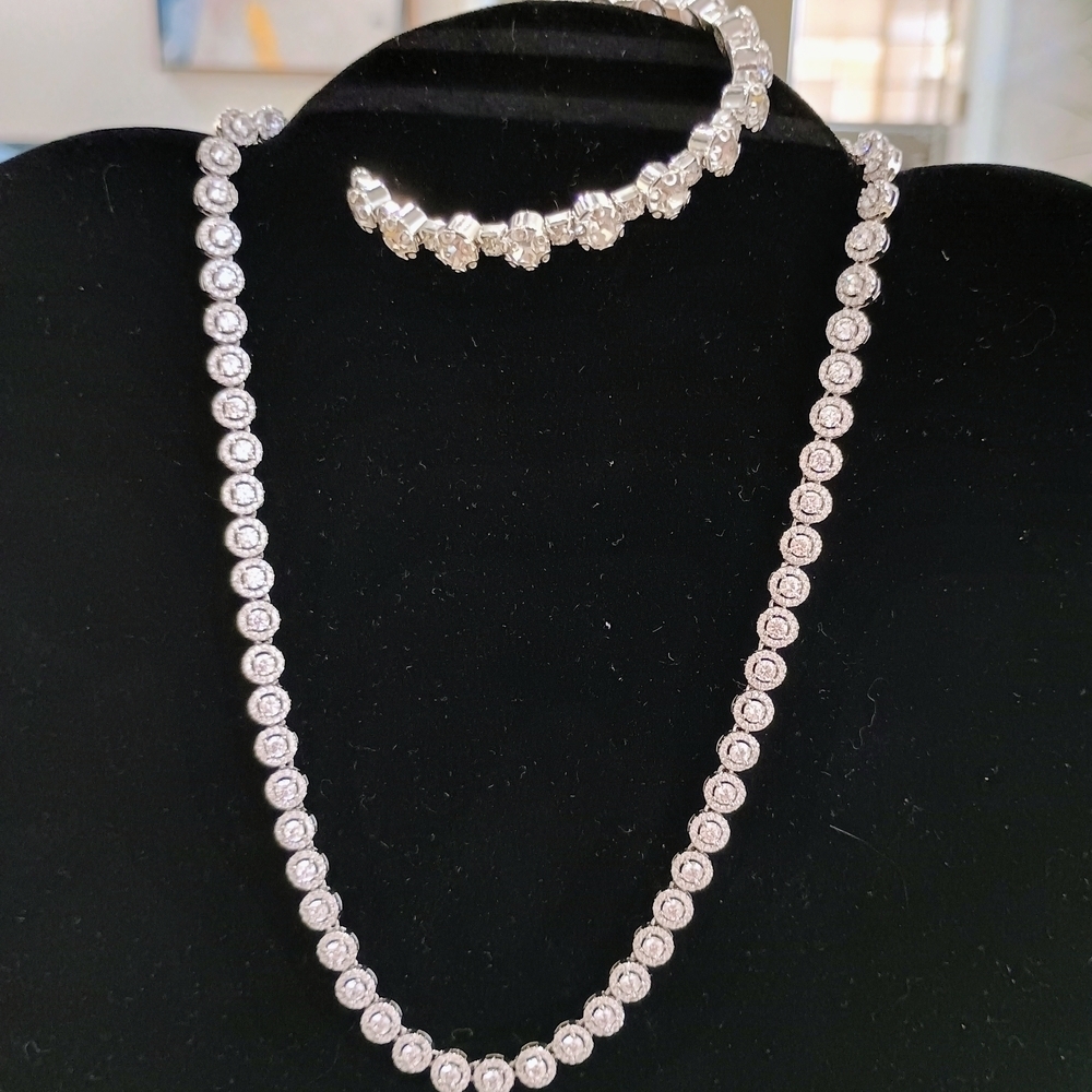 Elegant CZ And Silver Necklace and Bracelet Set